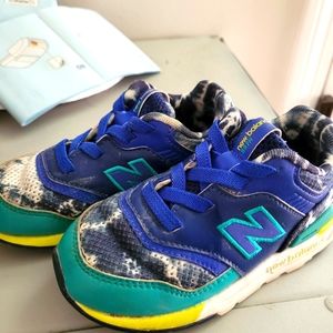 Kids new balance toddler size 9
